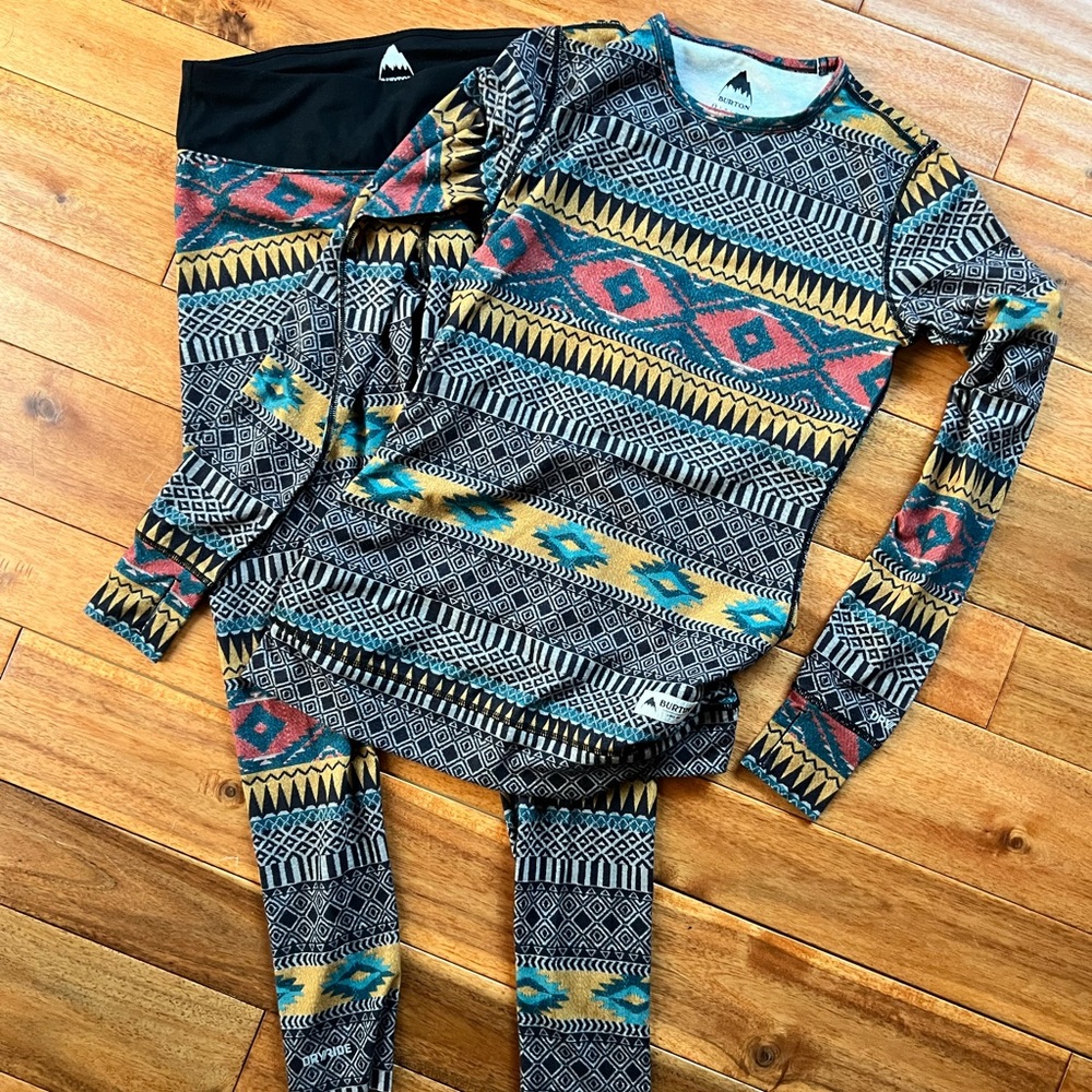 Burton Women’s Base Layer - top & bottoms
